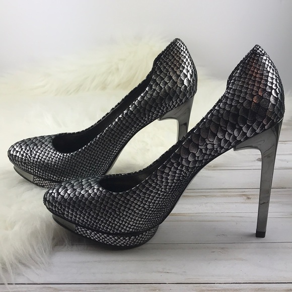 BCBGMAXARIZA Metallic Snake Scale Heels - Picture 6 of 6